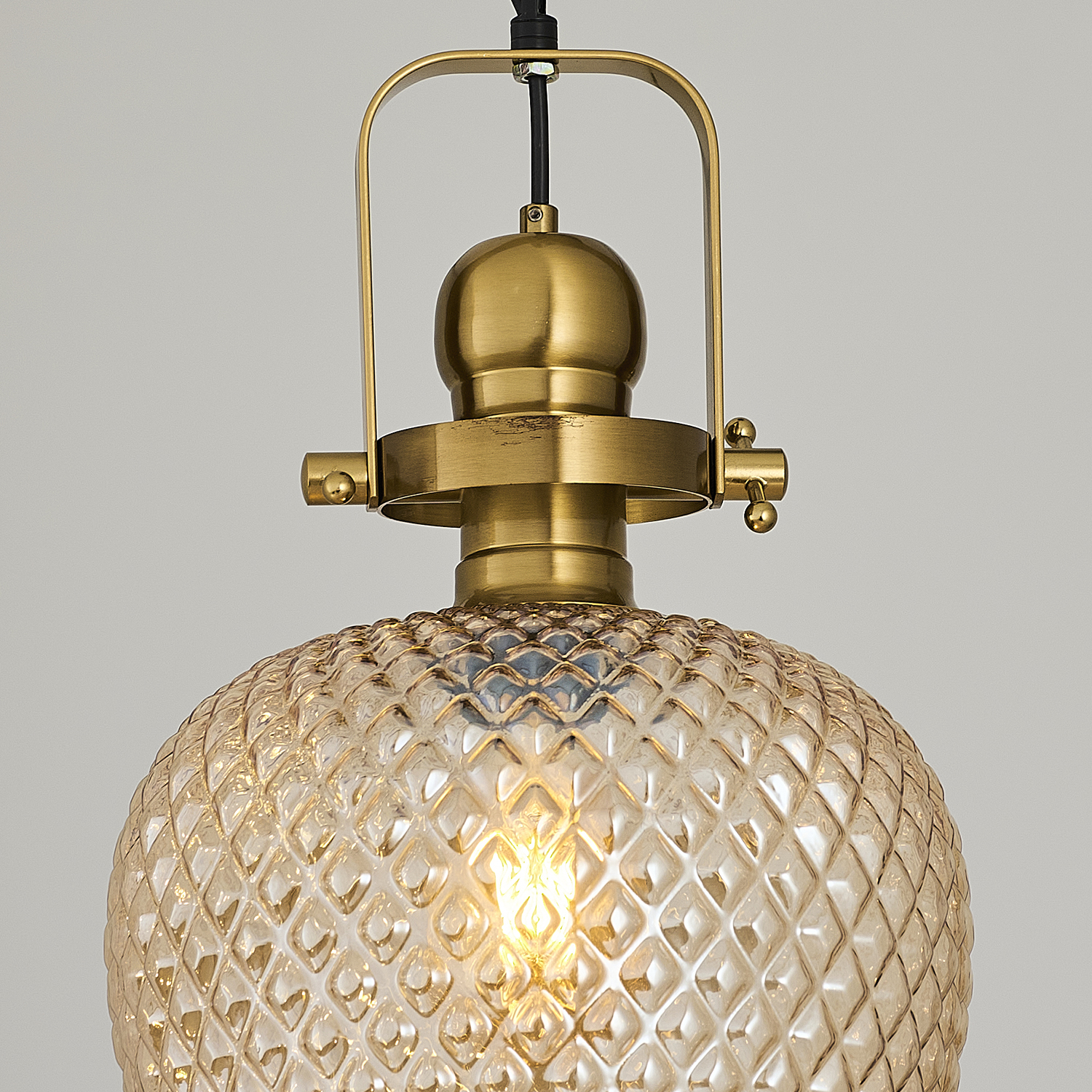 1 Arm Honey Glass Chandelier 45x120 cm 1 Arm Honey Glass Chandelier 45x120 cm