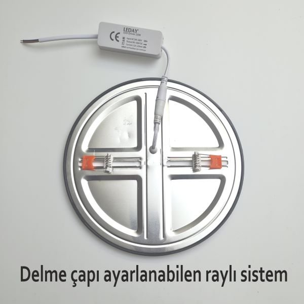 Ayarlı LED Panel Spot — Yönlendirilebilir Gömme Spot, 8W–24W — 8W · Siyah Ayarlı LED Panel Spot — Yönlendirilebilir Gömme Spot, 8W–24W — 8W · Siyah