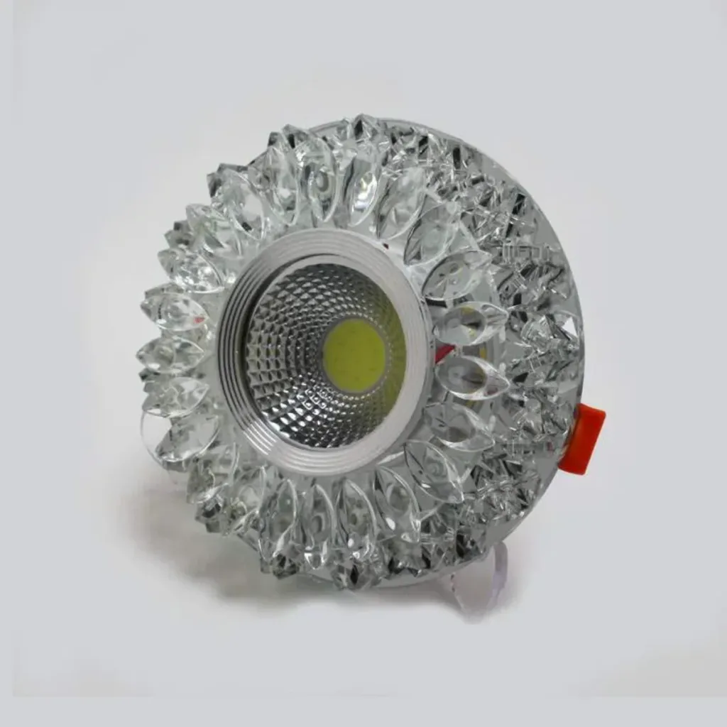 8W Kristal Spot 3 Kademe