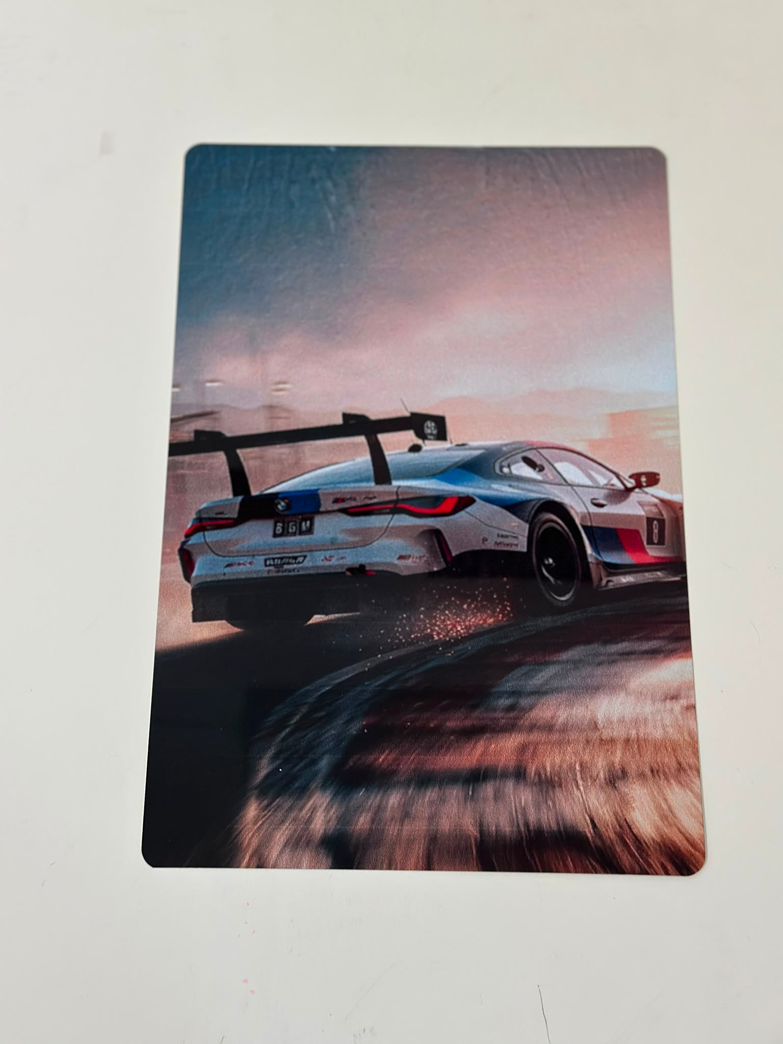 BMW M4 GT3 Apex Drift Sunset Metal Duvar Tablosu BMW M4 GT3 Apex Drift Sunset Metal Duvar Tablosu