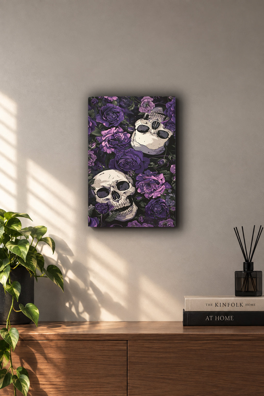 Purple Roses & Skulls Gothic Botanical Metal Duvar Tablosu Purple Roses & Skulls Gothic Botanical Metal Duvar Tablosu