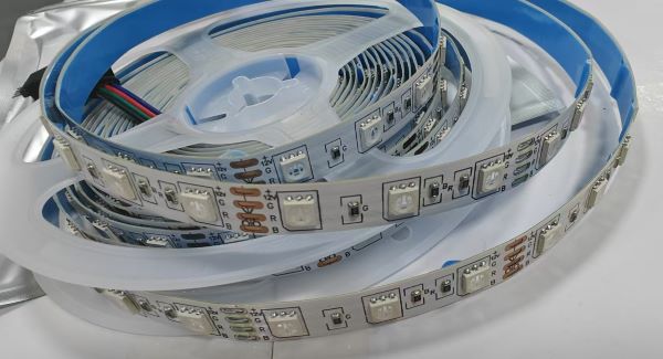 LED Strip 12V — Cuttable Cove Lighting, 5 Metres LED Strip 12V — Cuttable Cove Lighting, 5 Metres