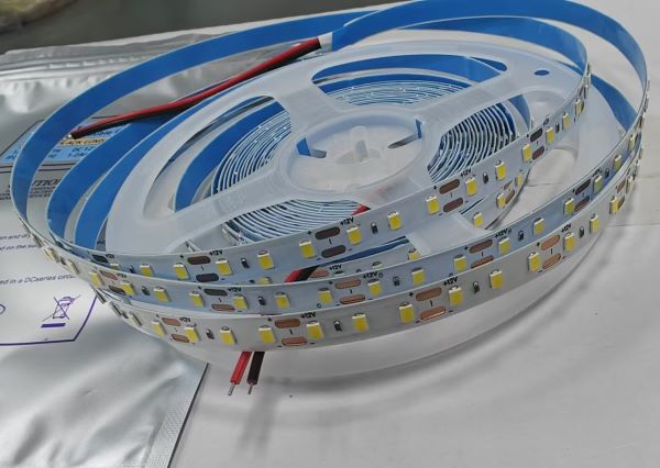 LED Strip 12V — Cuttable Cove Lighting, 5 Metres LED Strip 12V — Cuttable Cove Lighting, 5 Metres