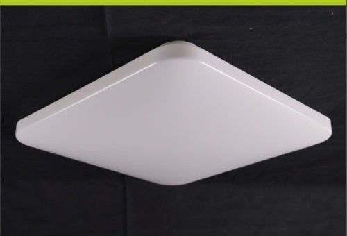 Sıva Üstü Kare LED Panel 33×33 cm — 24W, 2100 Lümen — Çizgili Sıva Üstü Kare LED Panel 33×33 cm — 24W, 2100 Lümen — Çizgili
