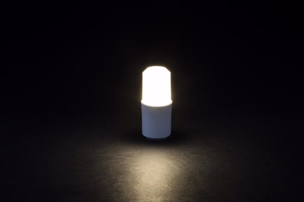 8W E27 Duylu LED Buji Ampul — görsel 2
