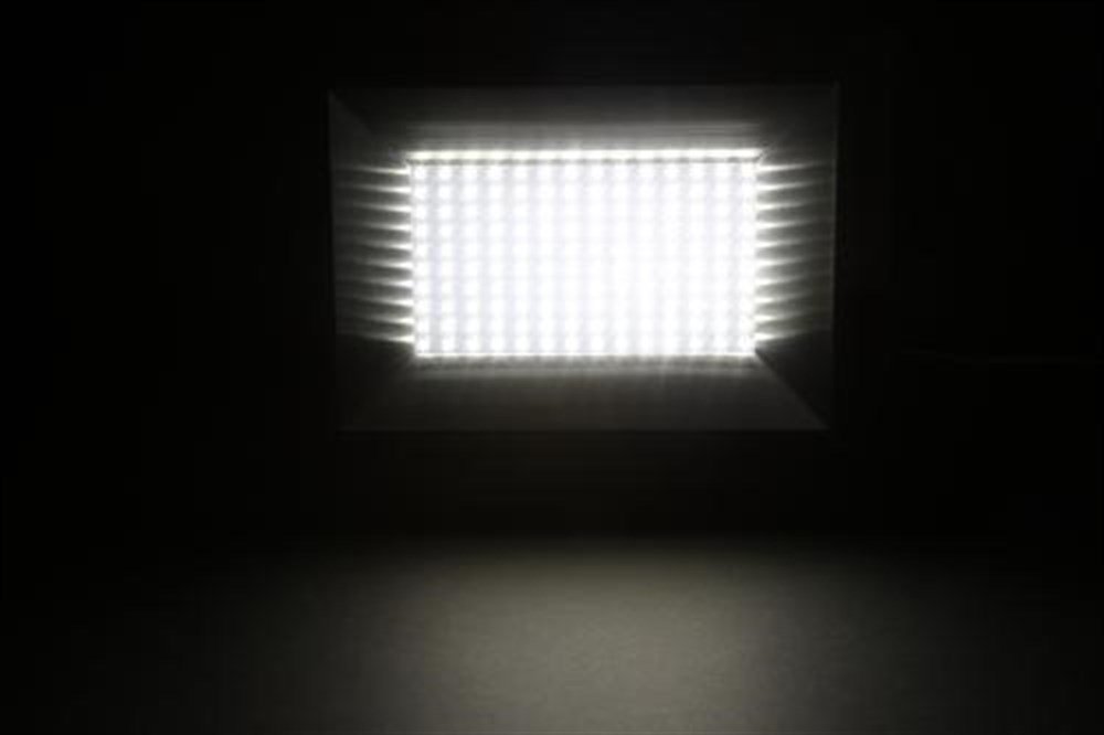 Platinum 30W LED Projektör Platinum 30W LED Projektör
